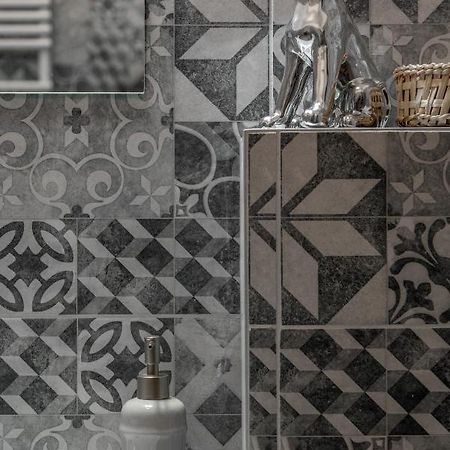 Cozy Home By Bella In The Heart Of Budapest Esterno foto