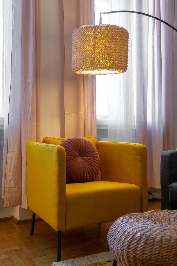 Cozy Home By Bella In The Heart Of Budapest Esterno foto