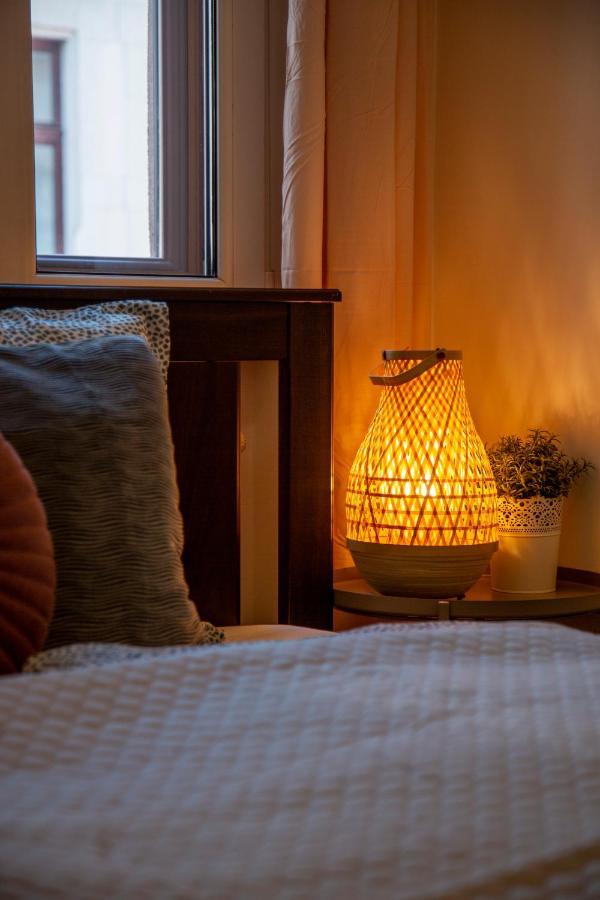 Cozy Home By Bella In The Heart Of Budapest Esterno foto