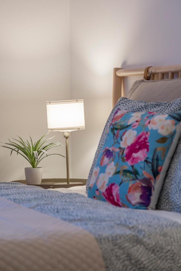 Cozy Home By Bella In The Heart Of Budapest Esterno foto
